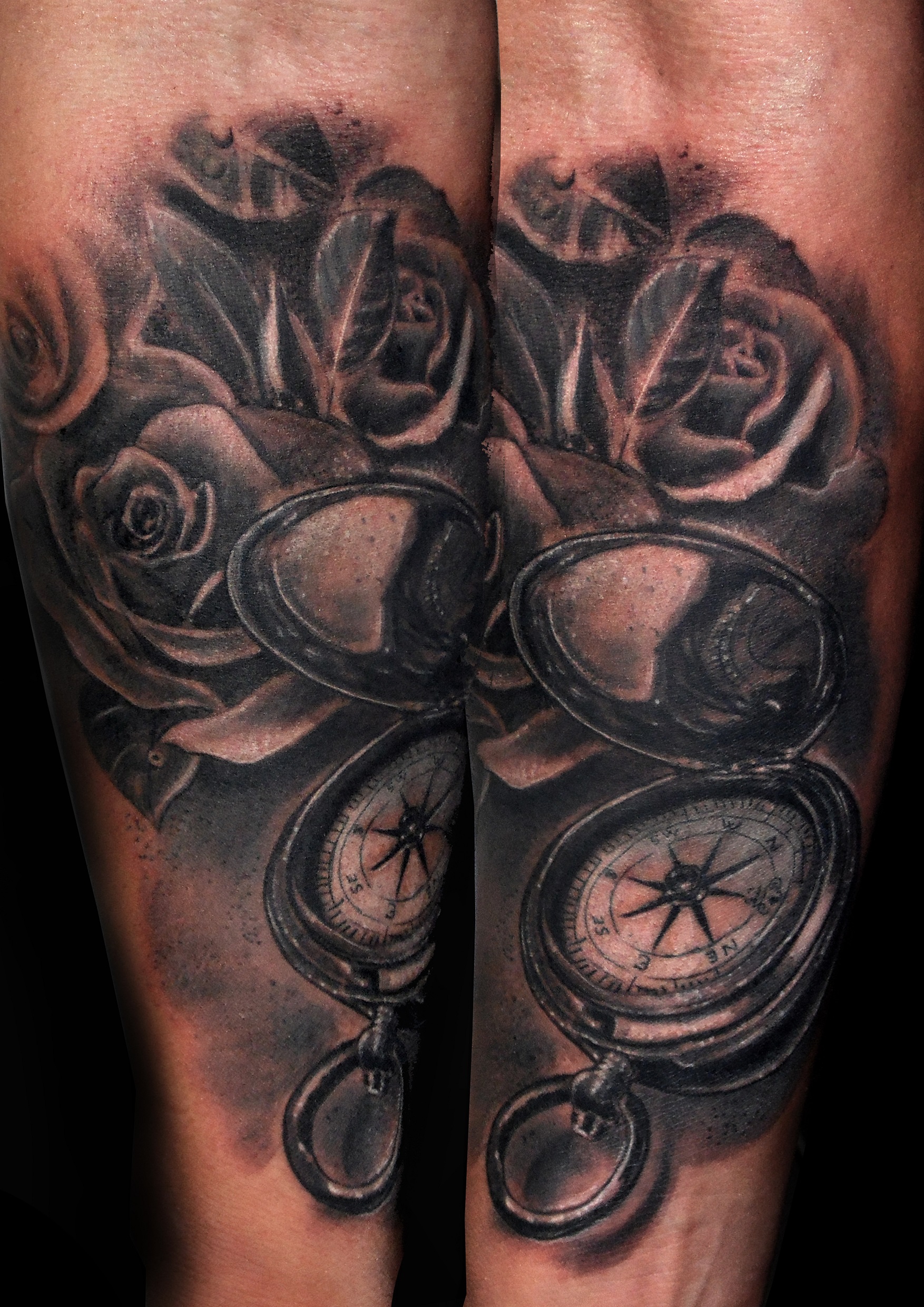 tattoo brujula rosas 13depicas tatuajes huesca jaca spain españa tatuajes ink antebrazo realista